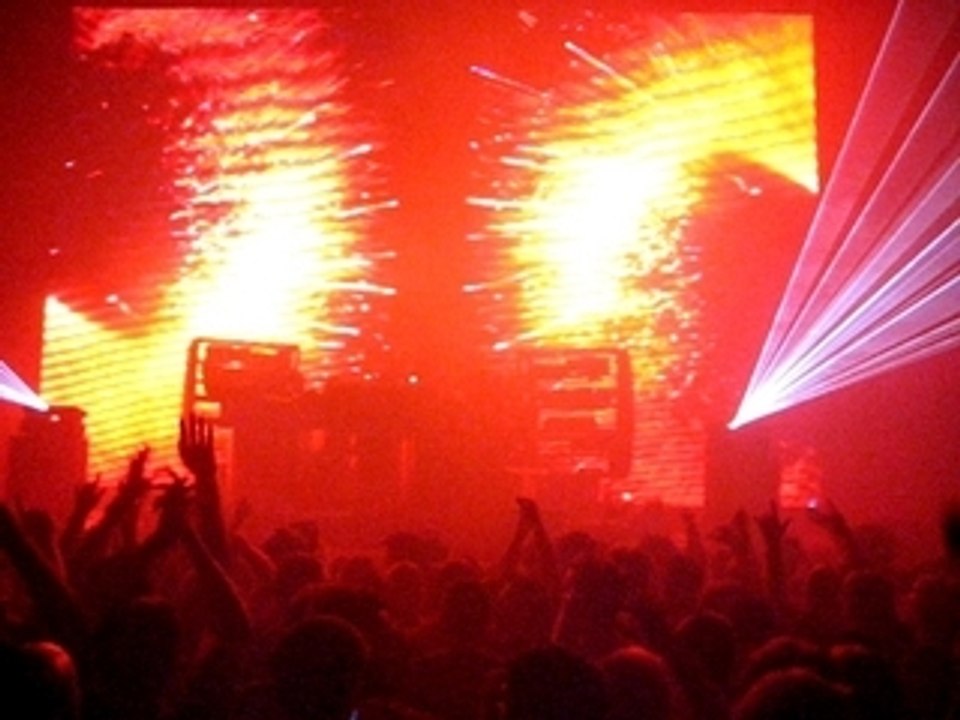 Chemical Brothers Live @ Paris Zenith 07/07/07