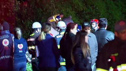 Pelo menos 18 mortos em acidente com ônibus