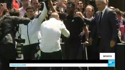 EURO 2016 : Pelé and Diego Maradona bury the hatchet for a friendly game in Paris