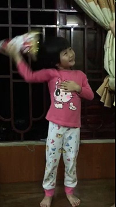 Cua chào khán giả