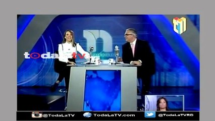 Karina Larrauri lectora en Telenoticias?  Mirala -Telenoticias-Video