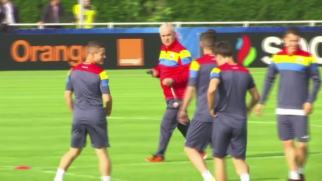Foot - Euro - Roumanie : Sans star et sans complexe