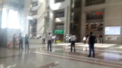 İstanbul Adalet Sarayı'nda "İntihar Girişimi" Hareketliliği