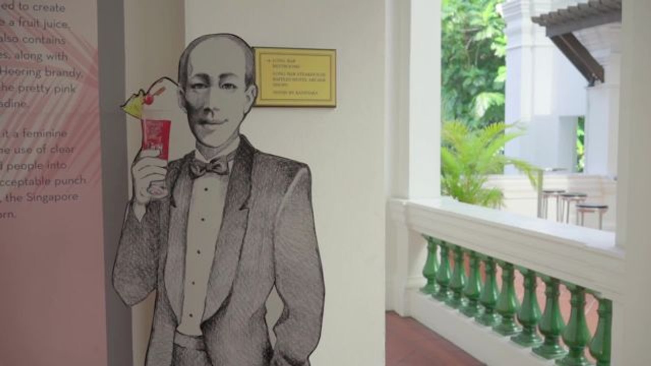 The Singapore Sling at the Long Bar in Raffles Singapore