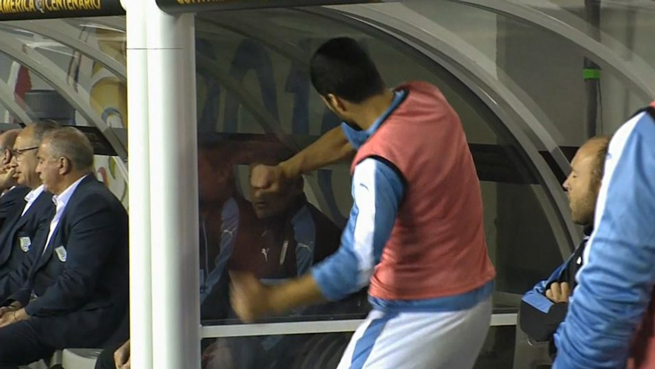 Le gros coup de sang de Luis Suarez avec l'Uruguay !