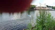 Dolphin r-28 racing boot speedboot brushless Umbau erste testfahrt SPRINGT nordsternpark am Kanal