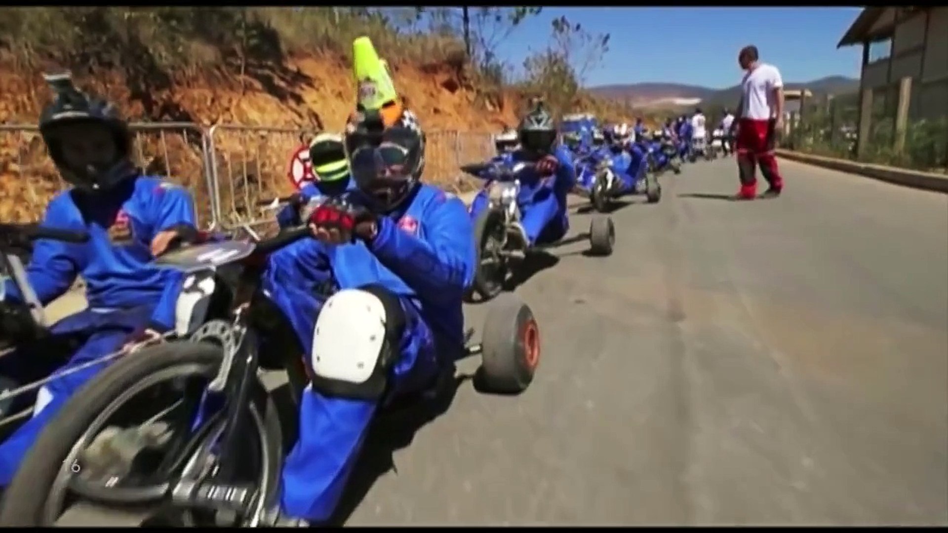 PEOPLE ARE AWESOME FULL HD 2015 - OFFICIAL