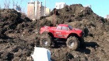 RC OFF Road Trucks  Toyota Tundra Tamiya High Lift, Hummer H2, HPI Crawler King - Dodge RAM