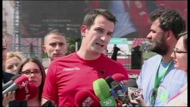 Tirana bëhet gati për festë, garë mes lokaleve për tifozët - Top Channel Albania - News - Lajme