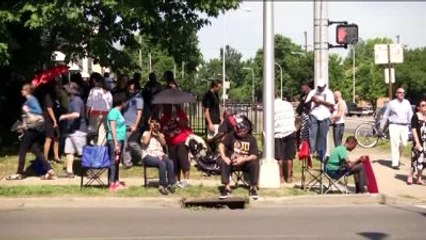 Muhammed Ali'nin Naaşı, Louisville Caddelerinde Dolaştırıldı