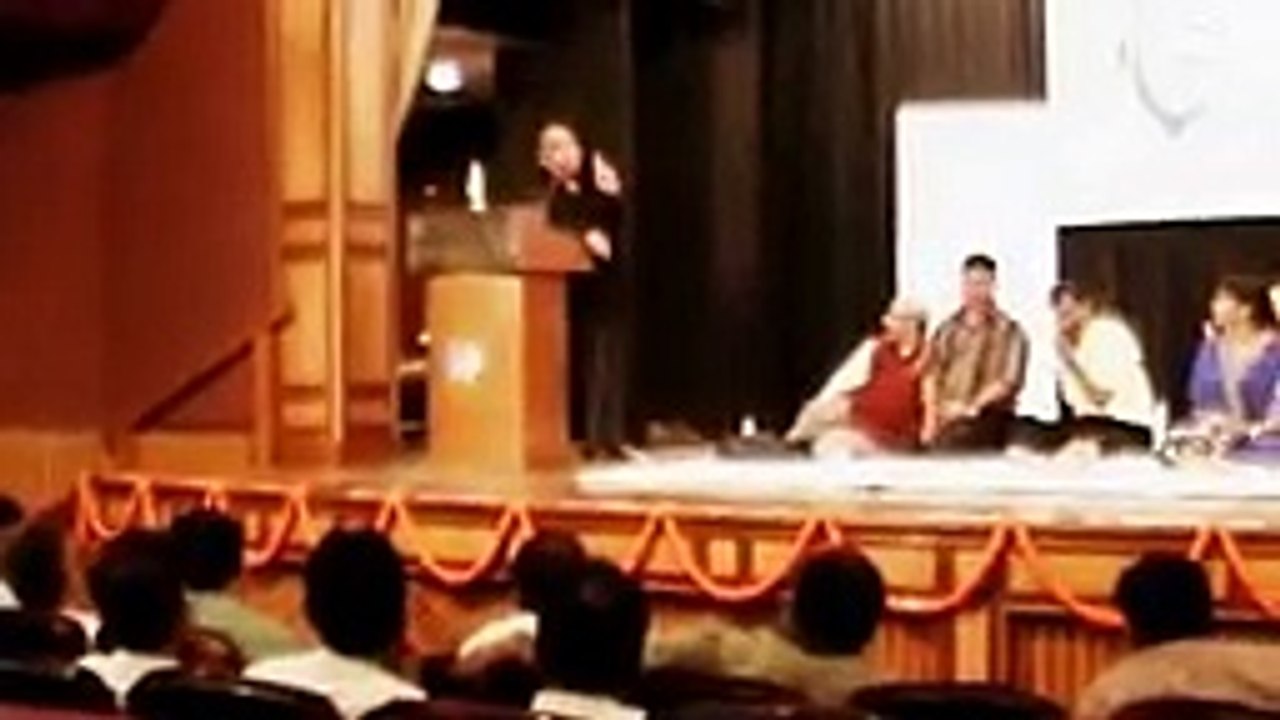Munawwar Rana's Heart Touching Urdu Poetry at India Islamic Center