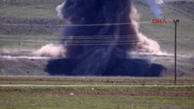 Bombalı Aracın İmha Anı Kamerada, Patlama Sesi Erciş'ten Duyuldu