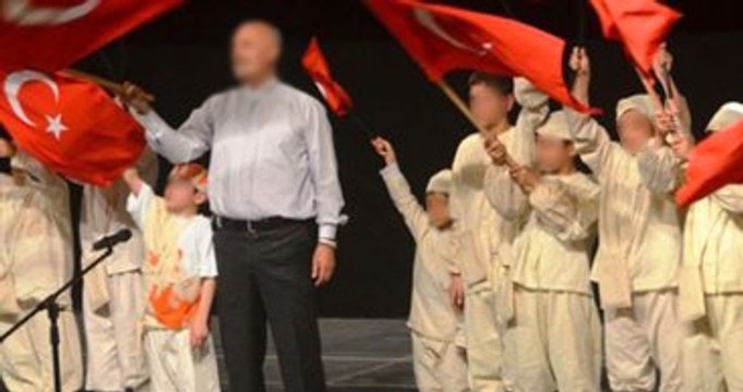 Cinsel İstismarla Suçlanan Öğretmenin Eşi Konuştu: Dışarda Neşeli, Evde Agresifti