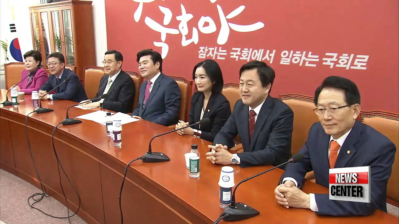 Prospects for progress dim as parties prepare for final session of 19th National Assembly