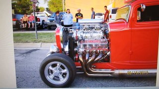 Flint Michigan USA Back to the Bricks Cruise 2013 pictures