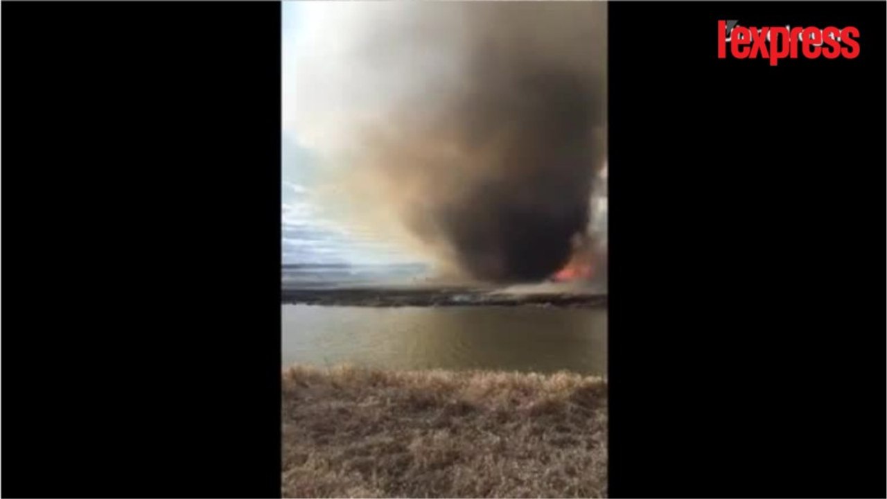 Canada: une tornade de feu contraint les pompiers à la fuite