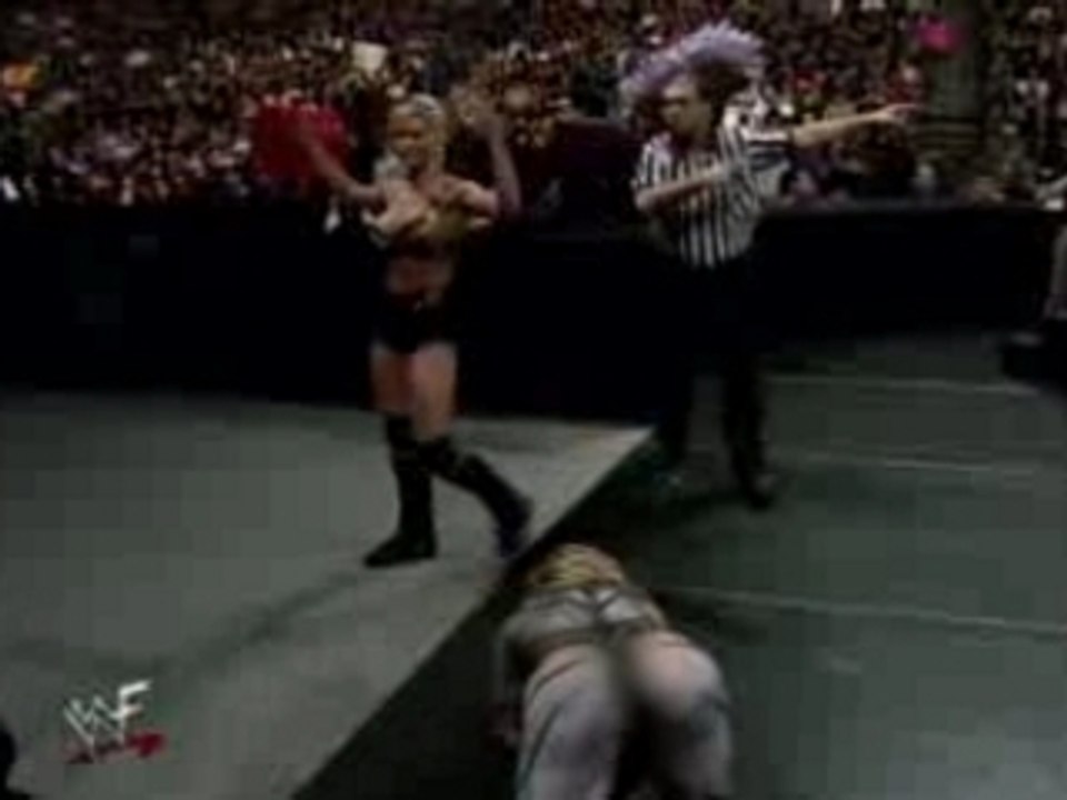 Sable vs Tori
