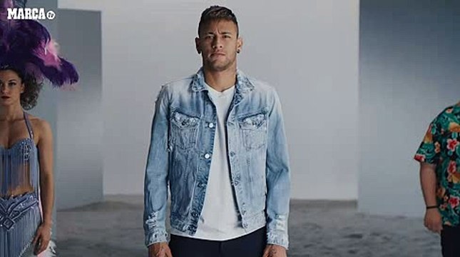 El baile 'sexy' de Neymar con la supermodelo Alessandra Ambrosio