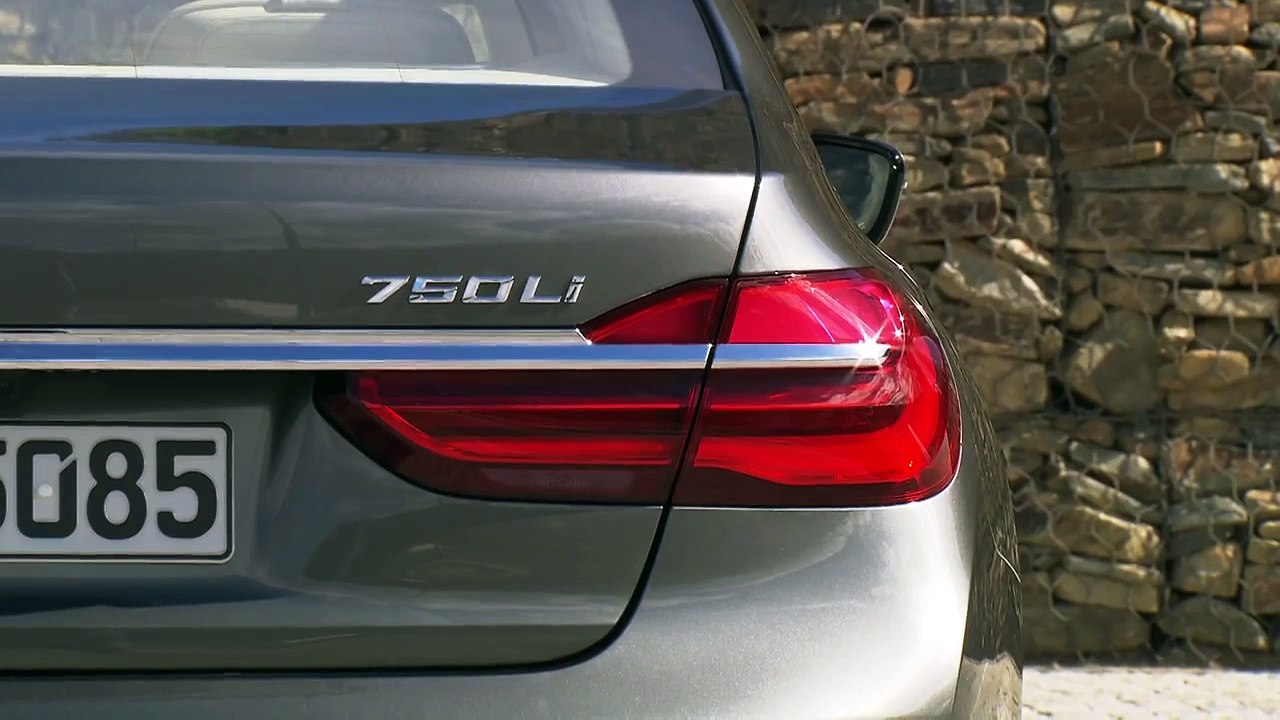 2016 BMW 750Li xDrive Exterior