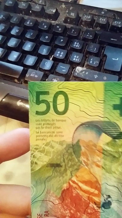 *Schweizer Banknoten / Swiss Bancnotes New Series*