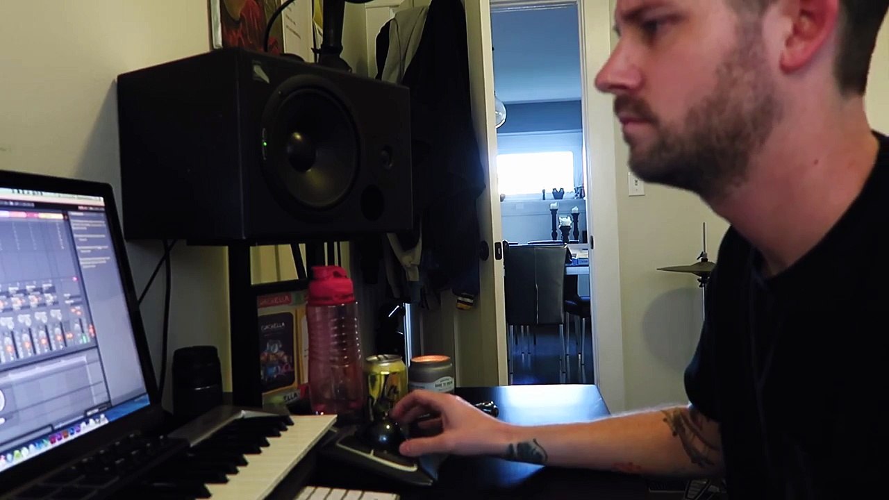 WELLS FARGO REMIX | Remixing On-hold Music