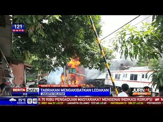 Endonezya'da yolcu treni yakıt tankerine çarptı