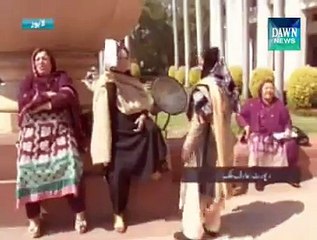 Parliment Mein Bethny Wali Aurton Ka Asul Chehra