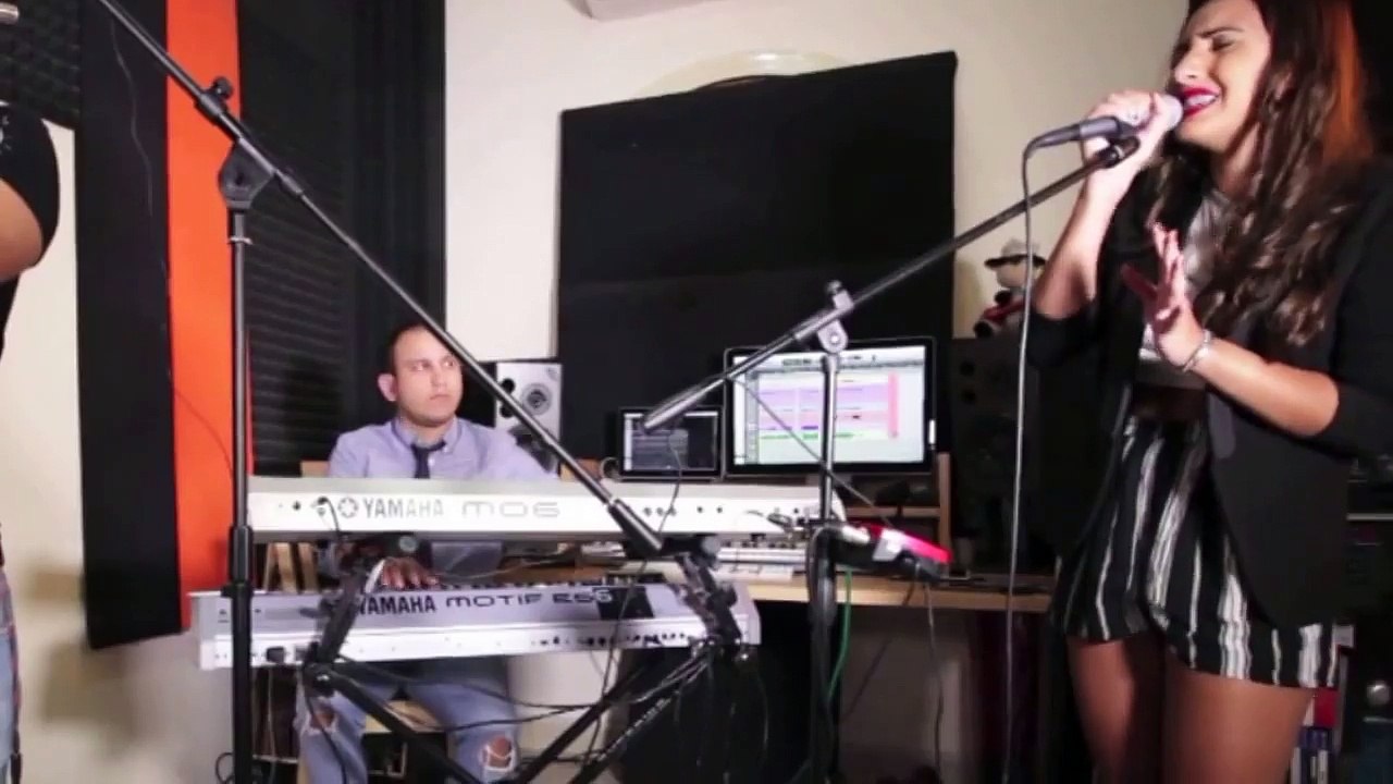 Ernesto | Drummer | Dubai number 1 entertainment booking agency | 33 Music Group | Scott Sorensen