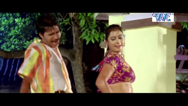 प्यार के पटरी पे आवs रानी - Dum Hoi Jekara Me Uhe Gadi Khuta - Bhojpuri Hot Item Songs 2015