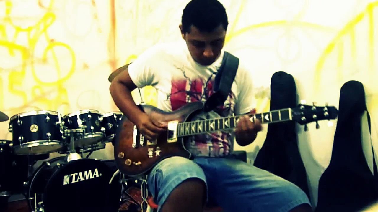 Tony Douglas - Tentando Improvisar.