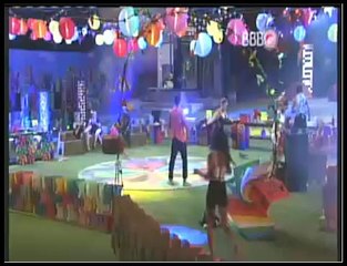 Mordidinha no braço "Eu vou te matar"