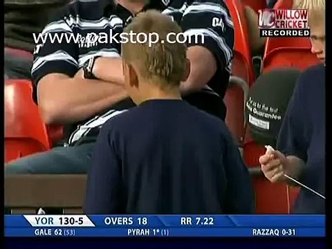 Abdul Razzaq Brilliant Slower Ball of the History