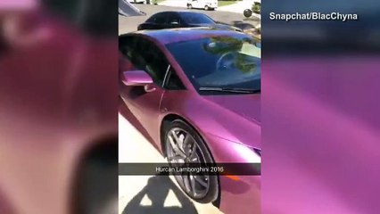 Rob Kardashian gives Blac Chyna a purple Lamborghini as a present