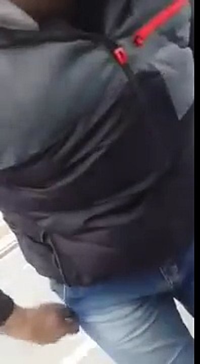Быдло девка на спец машине