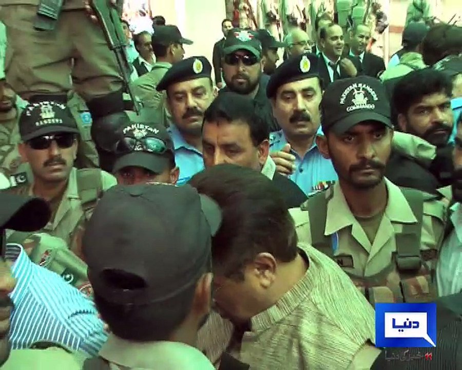 Opposition Leader Khursheed Shah on Musharraf's issue, Report by Shakir Solangi, Dunya News.