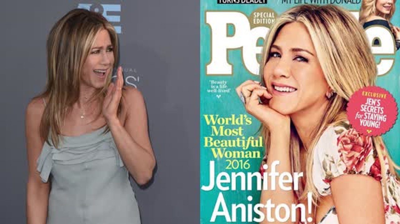 PEOPLE's 2016 Most Beautiful Woman Jennifer Aniston wurde wegen ihres Hinterns geärgert
