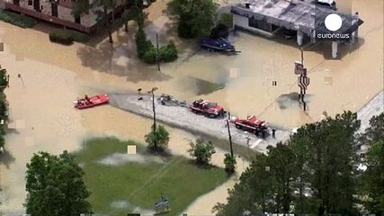 Download Video: Historic floods in Houston displace hundreds