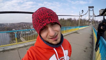 Прыжок веры - Crazy jump from the bridge without equipment