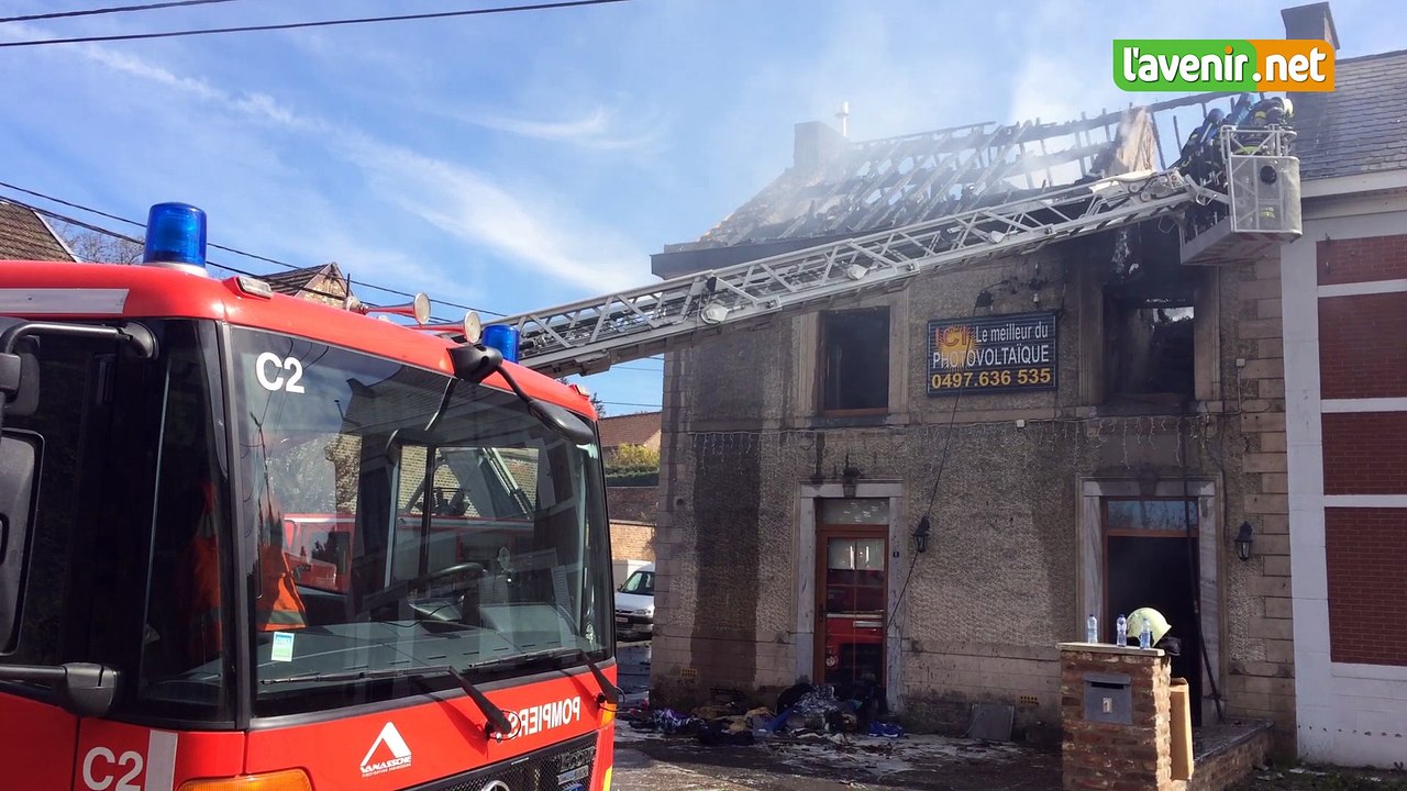 Haneffe - une maison en feu