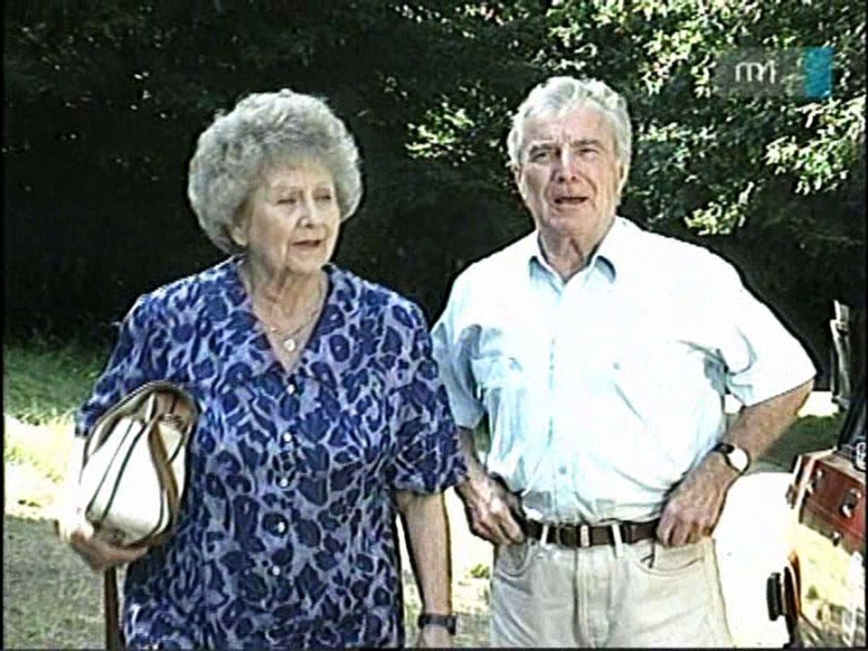 Szomszédok 217. Rész  1995 Augusztus 17