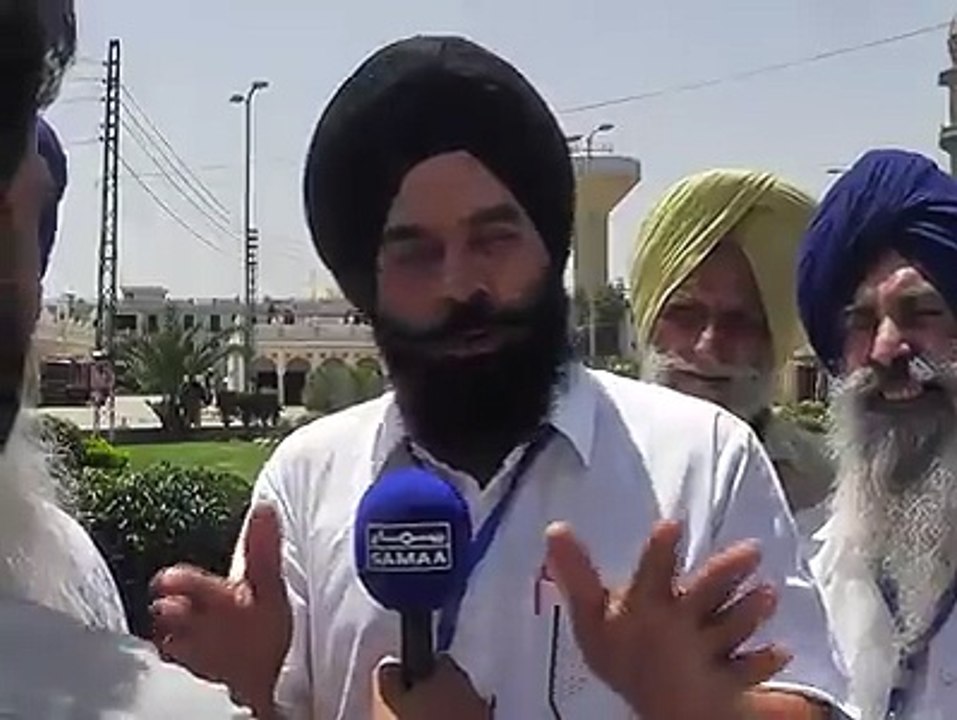 Indian Singh talking about Pakistan