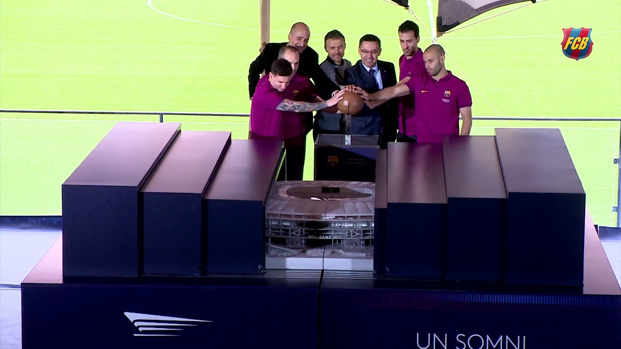 The unveiling of the Nou Camp Nou model