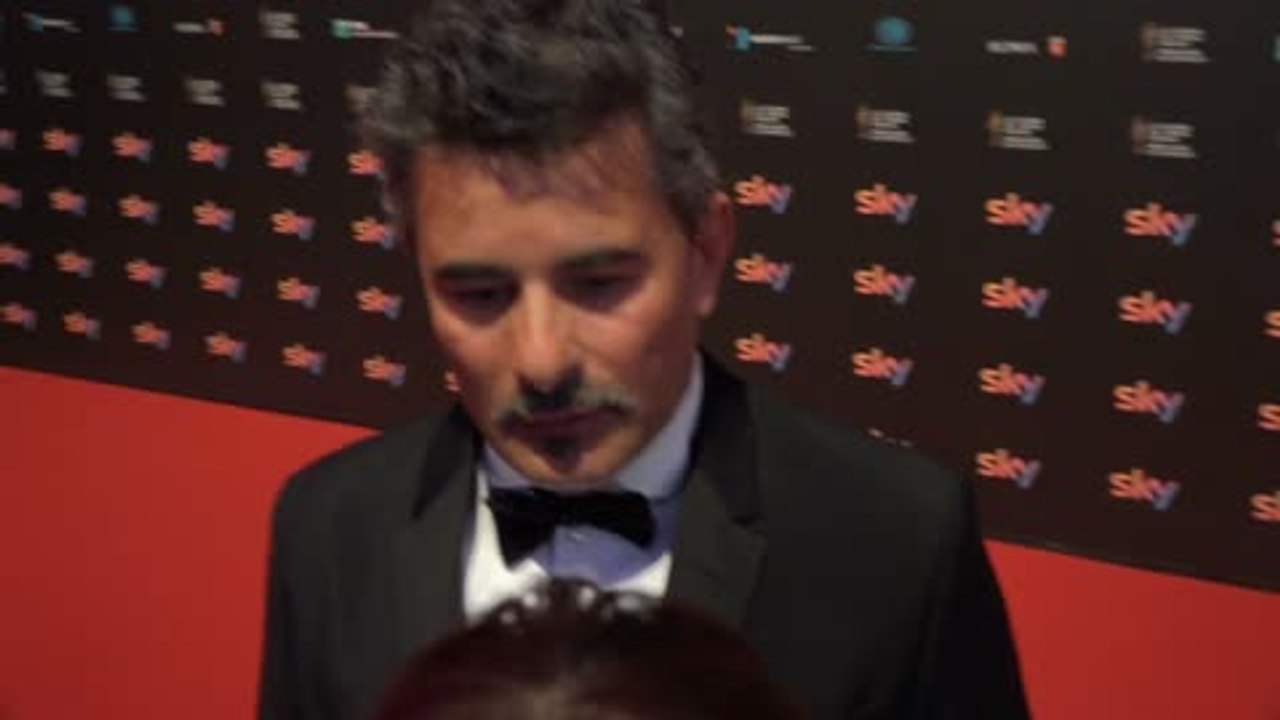 Paolo Genovese sul red carpet dei David di Donatello prima della vittoria per Perfetti Sconosciuti