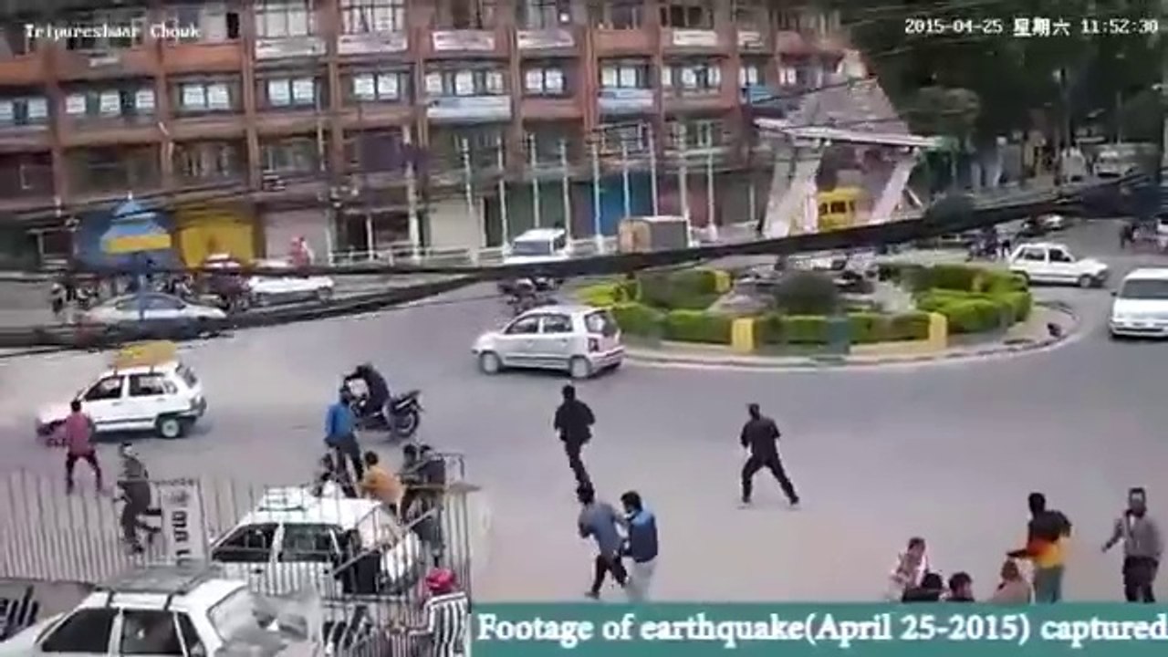 Earthquake in Nepal , CCTV footage one in all