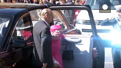 Britain marks Queen Elizabeth's 90th birthday, Royal Mail's 500th