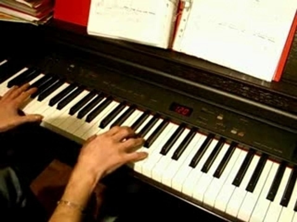 GUNS N' ROSES - KNOCKIN' ON HEAVEN'S DOOR - PIANO