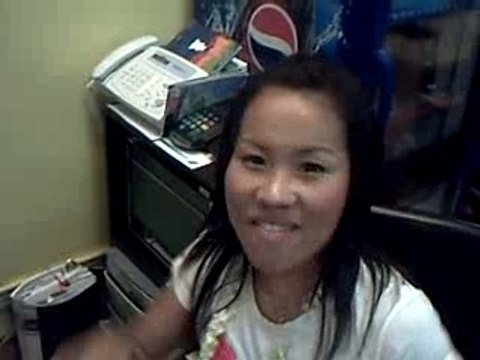 fille au cyber, a Patong, Thailande