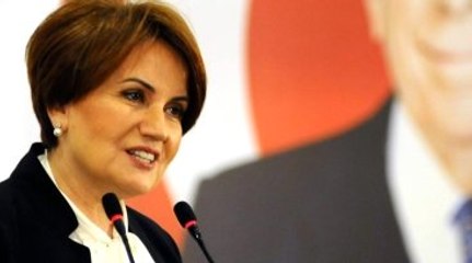 Akşener'den Bahçeli'ye Cevap: Beni Belinde Silah Olanlar Ezemedi