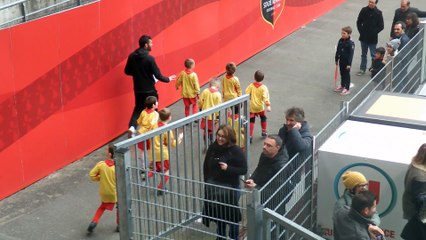 U 7 - plateau au Roazhon Park -  02 avril 2016. 2/13: entre tribunes et terrain.