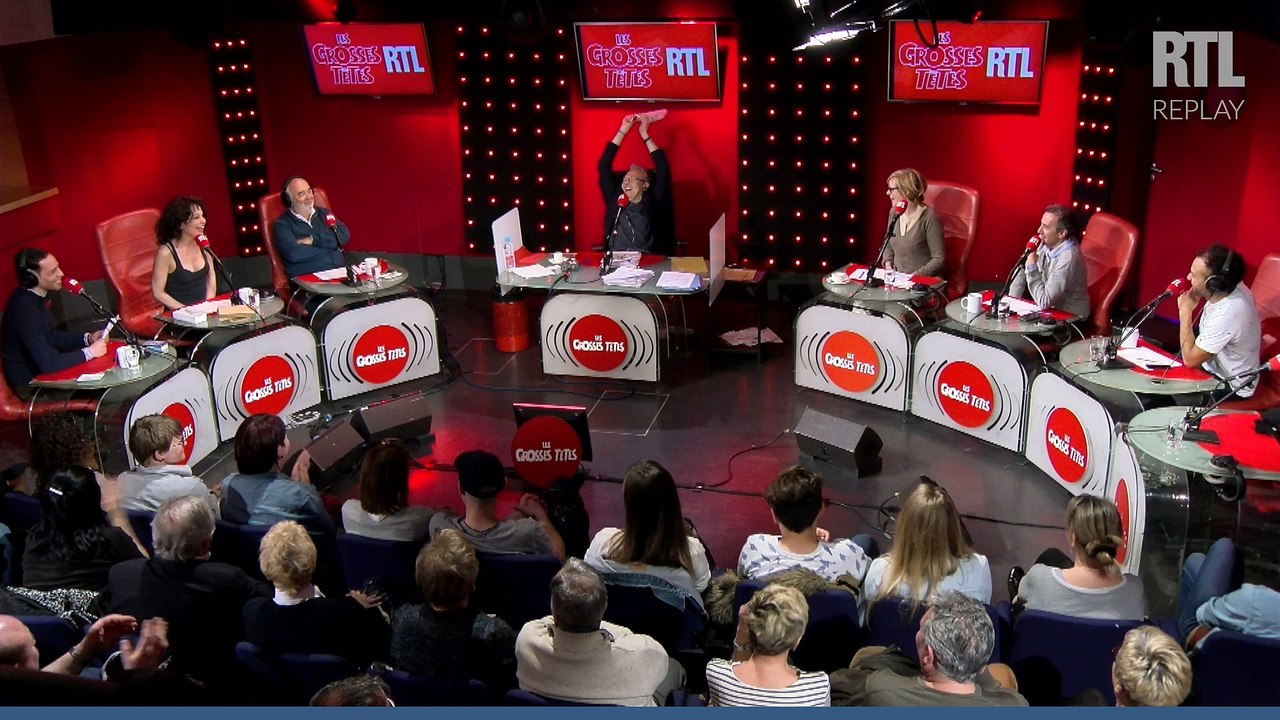 Steevy Boulay et les Grosses Têtes rendent hommage à la Reine d'Angleterre!